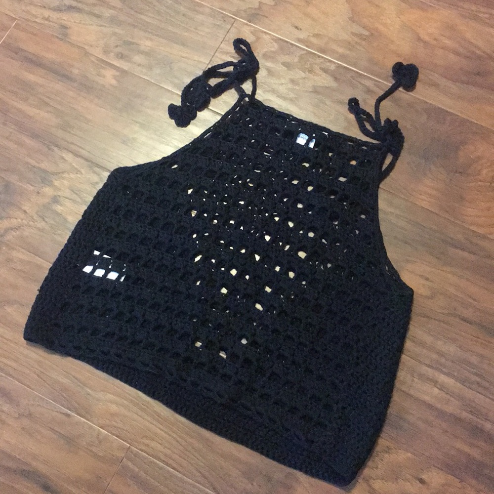 GLAMOUROUS CROP TOP~ - Picture 3 of 3